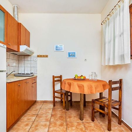 Xenios Loutra Village Karnagio 外观 照片