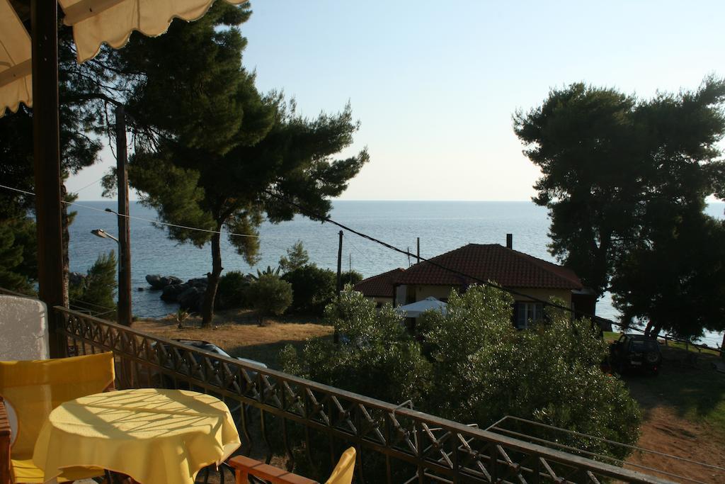 Xenios Loutra Village Karnagio 客房 照片