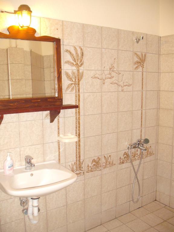 Xenios Loutra Village Karnagio 客房 照片
