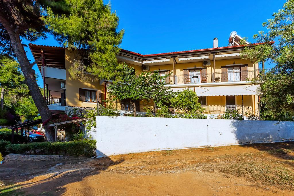 Xenios Loutra Village Karnagio 外观 照片