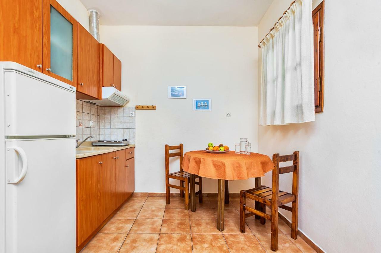 Xenios Loutra Village Karnagio 外观 照片